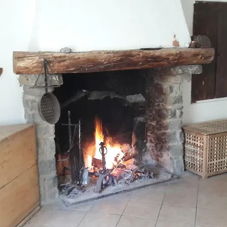 Casa In Sasso - Pietra Di Bismantova * 蒙蒂新堡